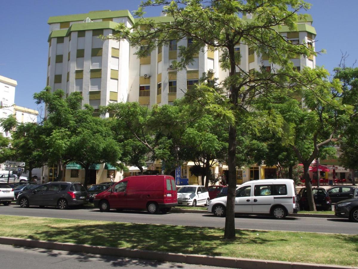 T1 Dunas 7 - Aconchegante, Wifi, 150Mt Praia Quarteira Buitenkant foto